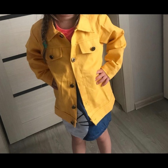 Toddler Yellow Denim Jacket  Sizes 2T-5T - Picture 3 of 4